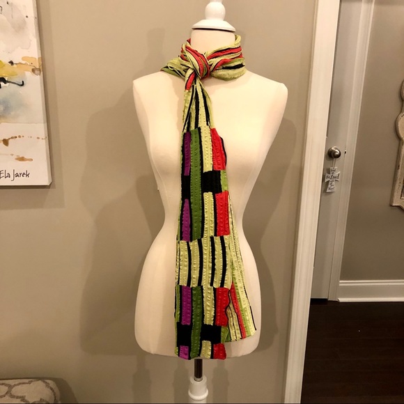 Copper Key Scarf - Picture 2 of 10